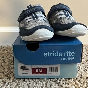 Stride rite size 5M
